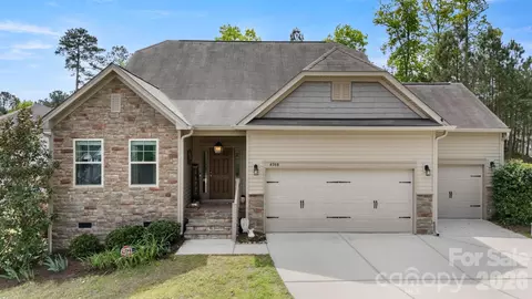 4708 Summerside Dr, Clover, SC 29710