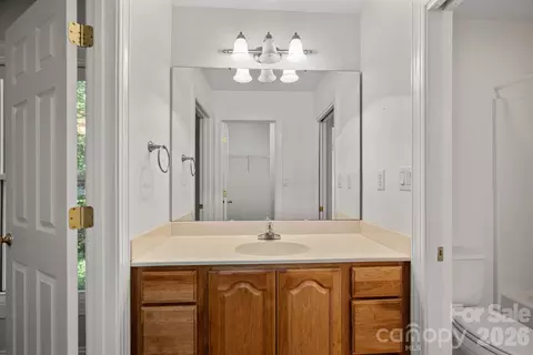 Bath - 3889 Granite St, Terrell, NC 28682 photo 3 of 5