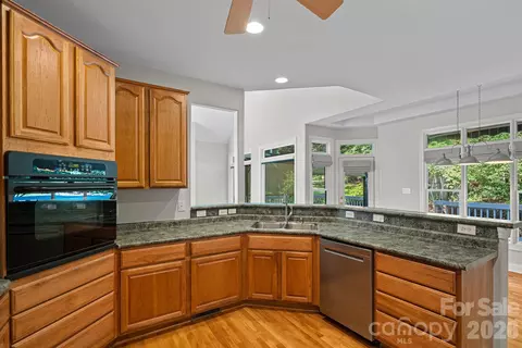 Kitchen - 3889 Granite St, Terrell, NC 28682 photo 2 of 4