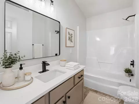 Bath - 612 Meadowview Dr, Monroe, NC 28110 photo 1 of 2