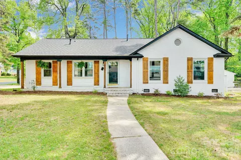 5201 Amity Pl, Charlotte, NC 28212