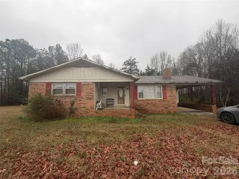2990 Flat Creek Rd, Lancaster, SC 29720