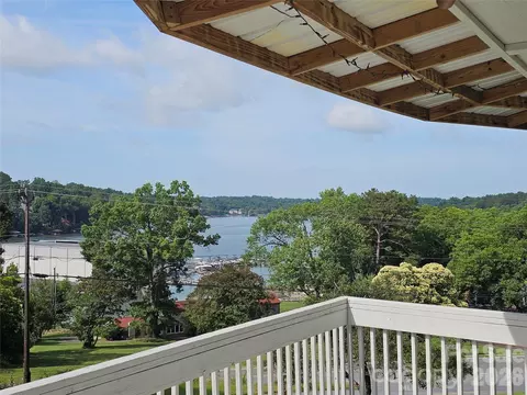 View/Area - 500 Steel Bridge Loop, Hickory, NC 28601 photo 1 of 4