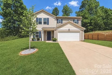 162 Four Andrews Dr, Harmony, NC 28634