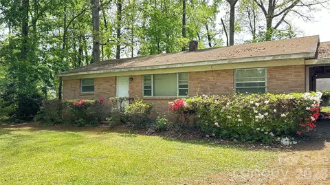 3520 Winslow 1 2 Dr #1 & 2, Charlotte, NC 28269