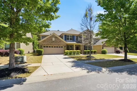 13239 Carolina Wren Ct, Charlotte, NC 28278