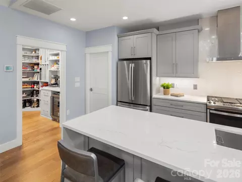 Kitchen - 255 Dalhousie Ct, Flat Rock, NC 28731 photo 5 of 5