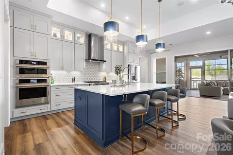 82212 Standing Oak Dr, Charlotte, NC 28278