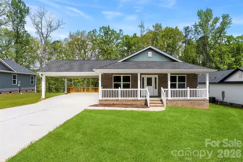 110 W Iowa Ave, Bessemer City, NC 28016