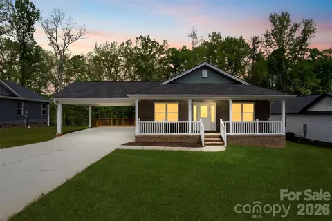 110 W Iowa Ave, Bessemer City, NC 28016
