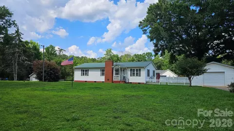 768 Peachtree Rd, Rock Hill, SC 29730