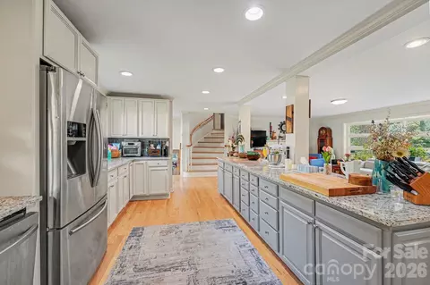 Kitchen - 507 Florham Dr, High Point, NC 27262 photo 2 of 3