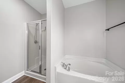 Bath - 7219 Ogden Pl, Denver, NC 28037 photo 1 of 1