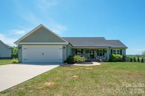 3923 Ritchie Rd, Lincolnton, NC 28092