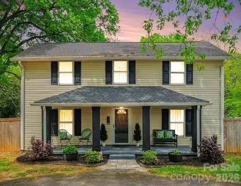 500 Boger St, Mooresville, NC 28115