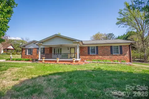 167 Southwood Dr, Statesville, NC 28677
