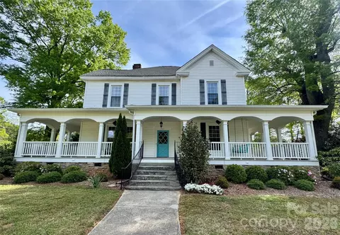517 Sunnyside Se Dr SE, Concord, NC 28025