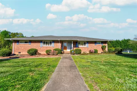 316 Maner Rd, Kings Mountain, NC 28086