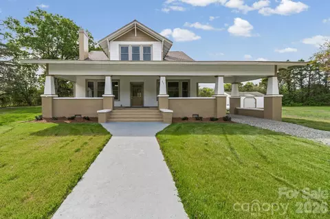 511 W Passaic St, Peachland, NC 28133