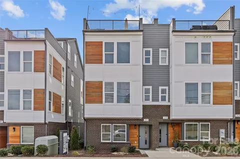 2115 Isom St, Charlotte, NC 28208
