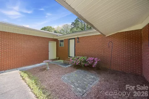 Exterior - 101 Spruce Dr, Salisbury, NC 28147 photo 1 of 8