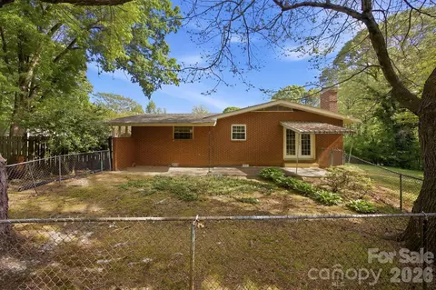 Exterior - 101 Spruce Dr, Salisbury, NC 28147 photo 4 of 8