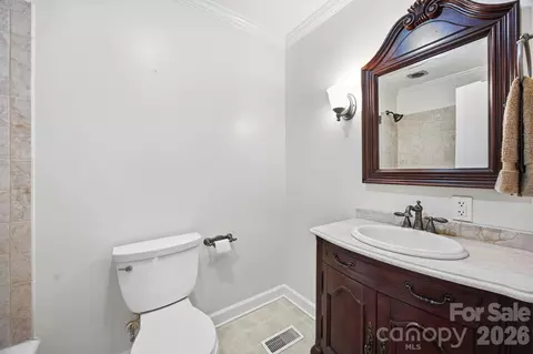 Bath - 101 Spruce Dr, Salisbury, NC 28147 photo 1 of 5