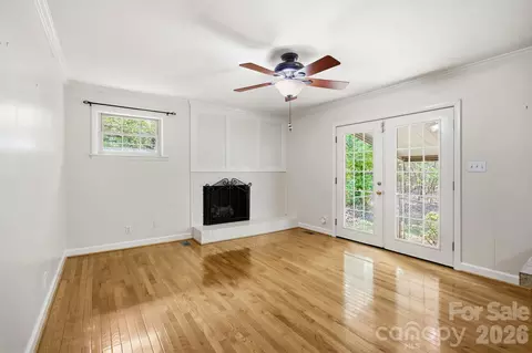 Living - 101 Spruce Dr, Salisbury, NC 28147 photo 3 of 3