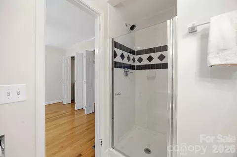 Bath - 101 Spruce Dr, Salisbury, NC 28147 photo 4 of 5