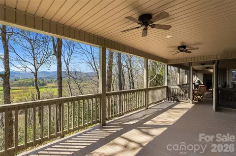Exterior - 1244 Windover Dr, Brevard, NC 28712 photo 5 of 8