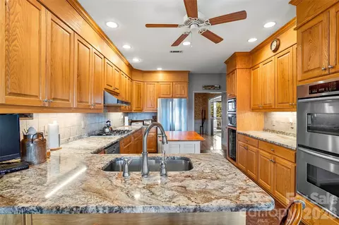 Kitchen - 1244 Windover Dr, Brevard, NC 28712 photo 1 of 4