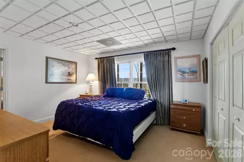 Bedroom - 1244 Windover Dr, Brevard, NC 28712 photo 4 of 5