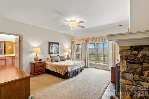 Bedroom - 1244 Windover Dr, Brevard, NC 28712 photo 1 of 5