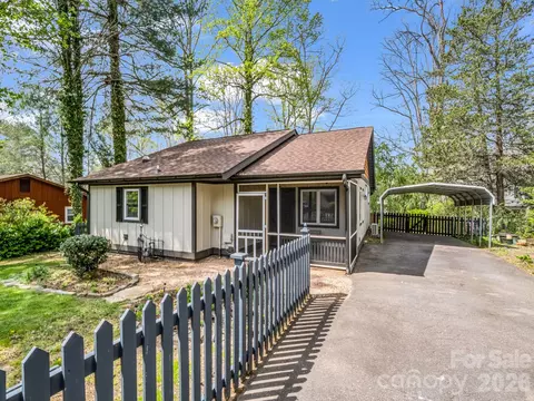605 Rhododendron Ave, Black Mountain, NC 28711