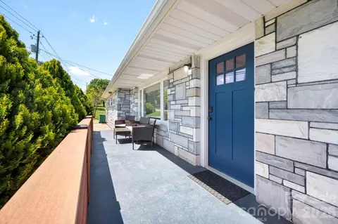 298 Erwin Hills Rd, Asheville, NC 28806