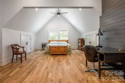 Bedroom - 51 Summit Rd, Swannanoa, NC 28778 photo 3 of 3