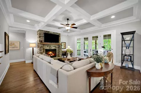 2365 Shiny Leaf Dr, Denver, NC 28037 photo 8