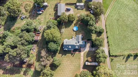 941 Casar Belwood Rd, Lawndale, NC 28090