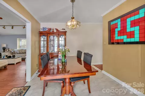 Dining - 5528 Middleton Rd, Durham, NC 27713 photo 1 of 2