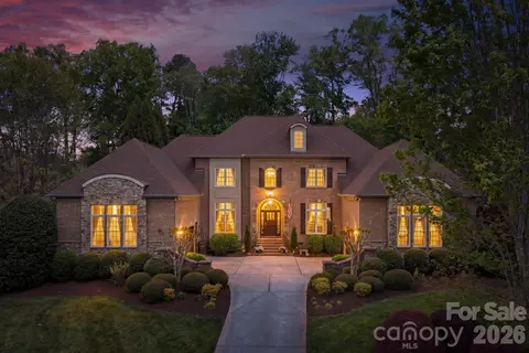 7004 Camrose Crossing Ln, Matthews, NC 28104