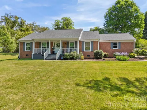 1520 Flat Rock Rd, China Grove, NC 28023