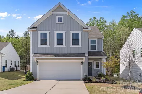 141 Batten Ridge Dr, Statesville, NC 28677