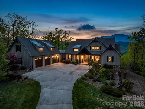 189 Tatanka Trl, Lake Lure, NC 28746