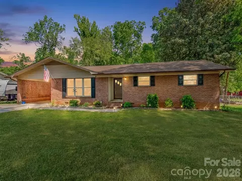 235 Central Heights Sw Dr SW, Concord, NC 28025