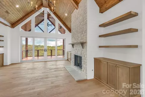 Living - 380 Greystone Dr, Boone, NC 28607 photo 2 of 10