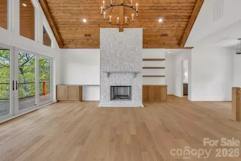 Living - 380 Greystone Dr, Boone, NC 28607 photo 4 of 10
