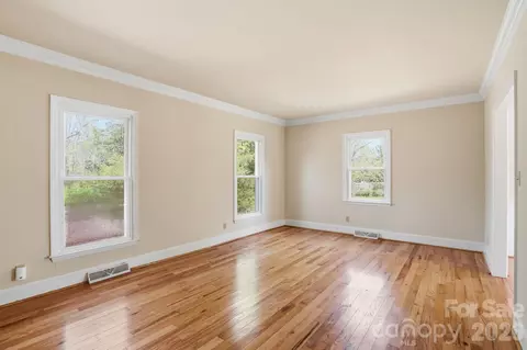 Living - 3101 Hampton Downs Dr, Monroe, NC 28112 photo 4 of 5