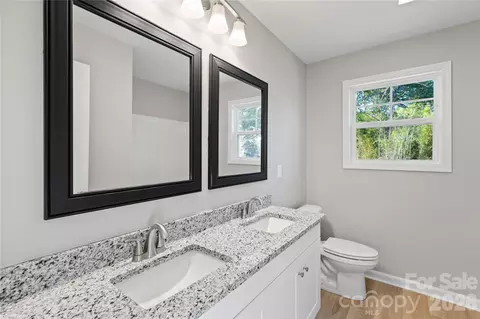 Bath - 1021 E 10th St, Kannapolis, NC 28083 photo 1 of 2