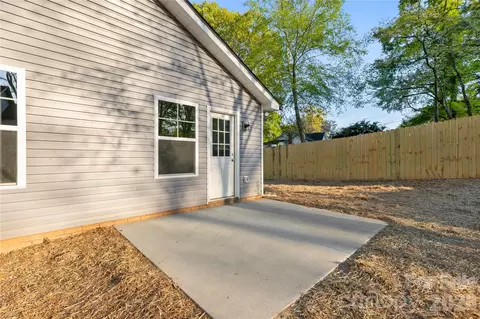 Exterior - 1021 E 10th St, Kannapolis, NC 28083 photo 3 of 3
