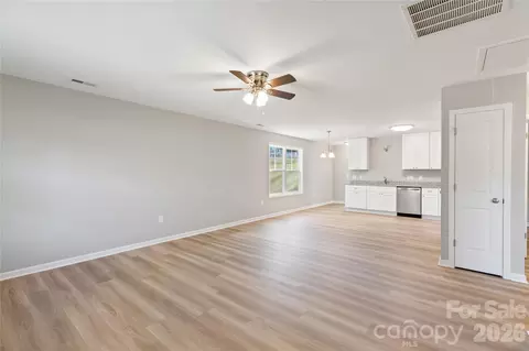 Living - 1021 E 10th St, Kannapolis, NC 28083 photo 1 of 2